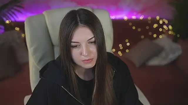 LindsyRawr online show from 04.01.26