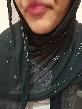 Miss Noor   online show from 07.18.26