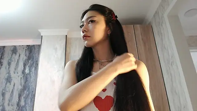 SecretTiny online show from 04.11.26