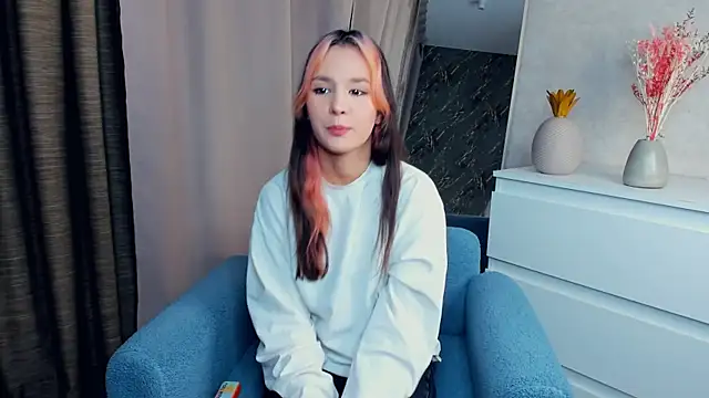 EnolaNewand online show from 04.13.26