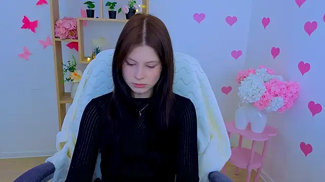 EvaOnyx online show from 04.07.26