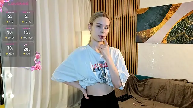 SugarNyaa online show from 04.05.26