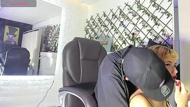 BarbieAndMax online show from 04.11.26