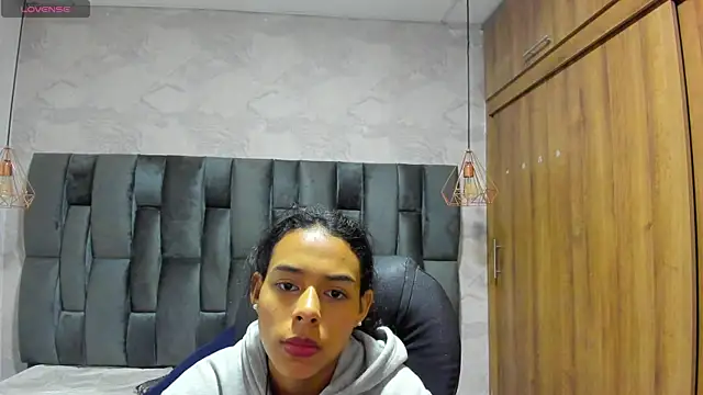 Snapshot of miarivers_1 chatting on 04.08.26 miarivers 1 online show from 04.08.26