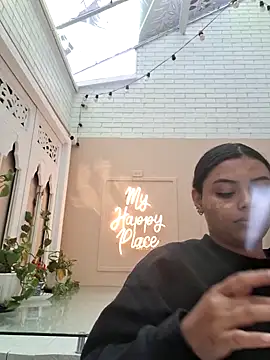 scarlett  2 online show from 04.14.26