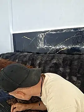 MeridaHilton online show from 04.11.26