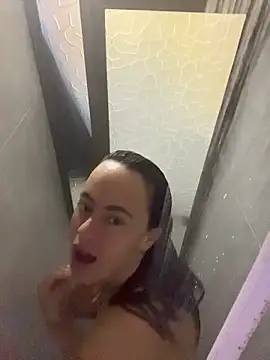 bella stowgn online show from 04.11.26