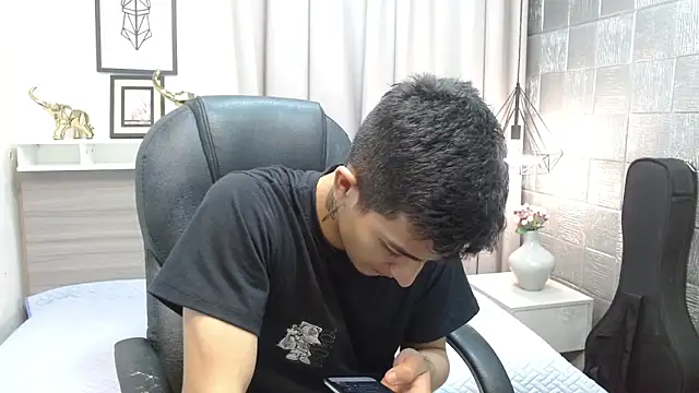 CaballeroNocturno  online show from 04.08.26