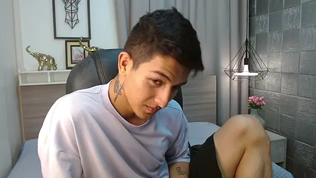 CaballeroNocturno  online show from 04.11.26