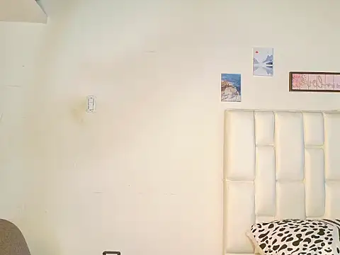 LeticiaVisconti online show from 04.14.26