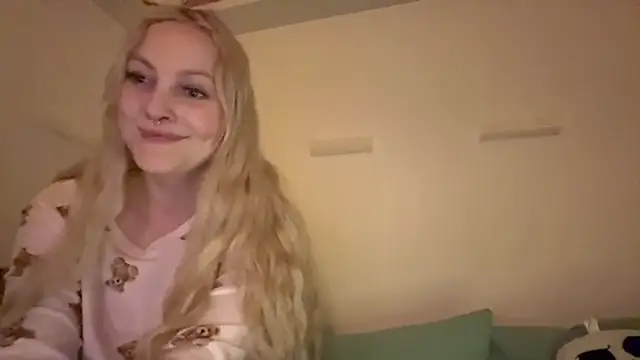 LoveAliceXXX online show from 04.06.26