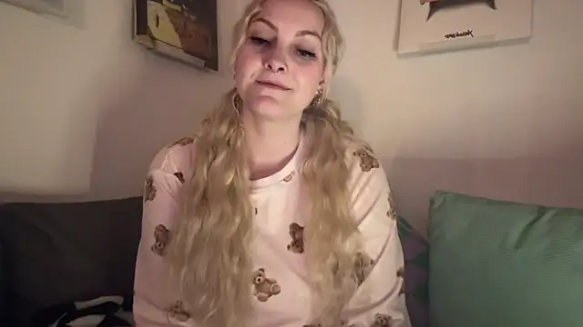 LoveAliceXXX online show from 04.11.26