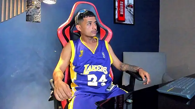 TurnerStar online show from 04.01.26