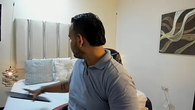 Jay Dusk online show from 04.17.26