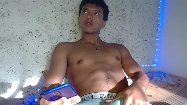 tonydesire  online show from 04.15.26