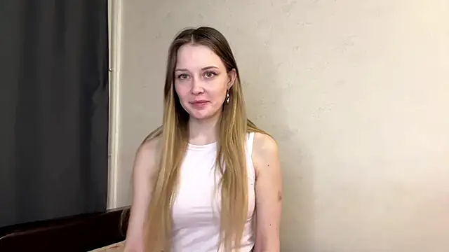 MaryManchitto online show from 04.05.26