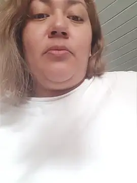 Snapshot of Amalianoir chatting on 04.03.26 Amalianoir online show from 04.03.26