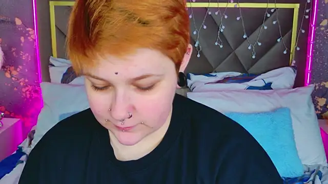 Edna Davis online show from 04.03.26