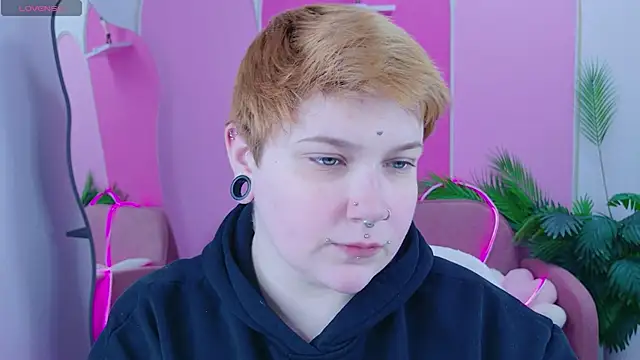 Edna Davis online show from 04.06.26