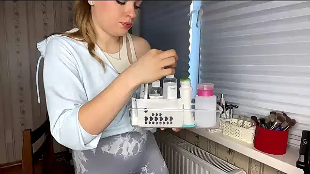 LolaZola online show from 04.01.26