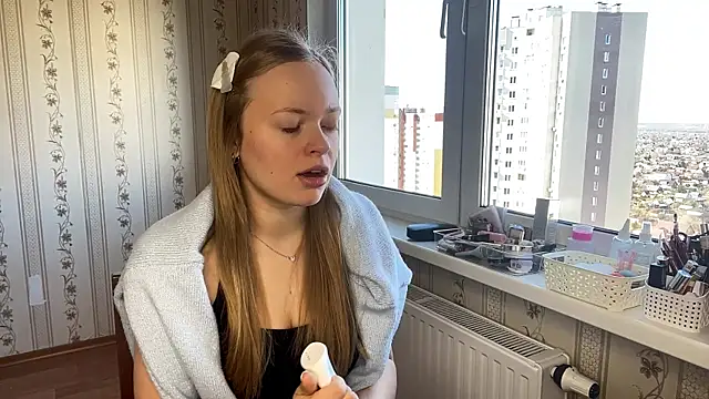 LolaZola online show from 04.05.26