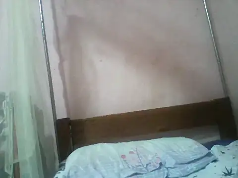 Snapshot of Freakybaby13 chatting on 04.01.26 Freakybaby13 online show from 04.01.26