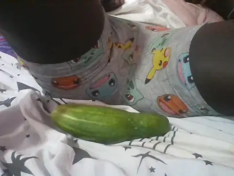 Snapshot of Freakybaby13 chatting on 04.01.26 Freakybaby13 online show from 04.01.26