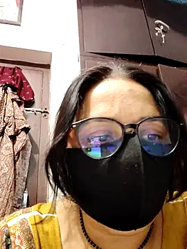 purvi46 online show from 04.18.26