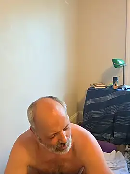 Snapshot of BiDadDreams chatting on 06.24.26 BiDadDreams online show from 06.24.26
