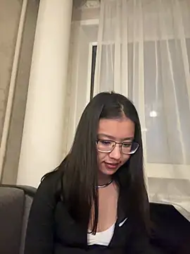 Z Milll online show from 04.11.26