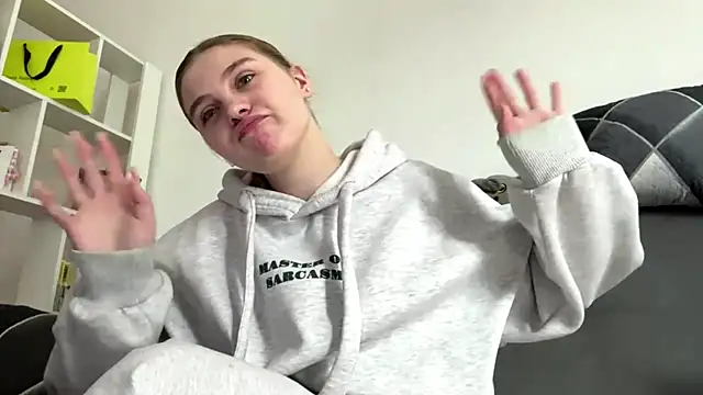 Delia cute online show from 04.11.26