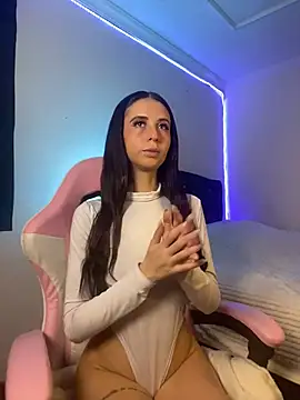 its Lia 1 online show from 04.08.26