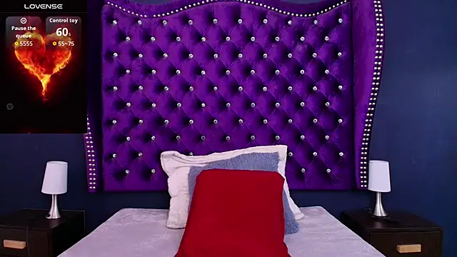 Snapshot of MistressNyx_ chatting on 04.08.26 MistressNyx online show from 04.08.26