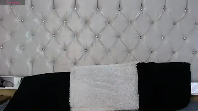MistressNyx  online show from 05.25.26