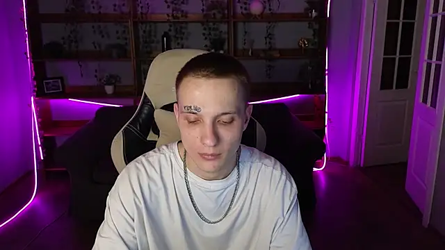 Snapshot of Dreamkai chatting on 04.07.26 Dreamkai online show from 04.07.26