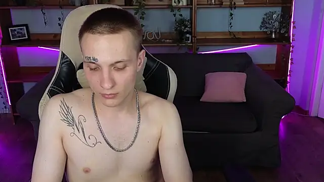 Snapshot of Dreamkai chatting on 04.11.26 Dreamkai online show from 04.11.26