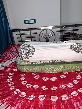 Snapshot of CamGirl_Neha chatting on 05.25.26 CamGirl Neha online show from 05.25.26