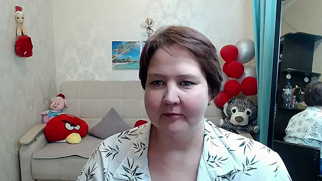 QUEEN02030 online show from 04.09.26