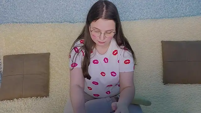 SofiDreamm online show from 04.07.26