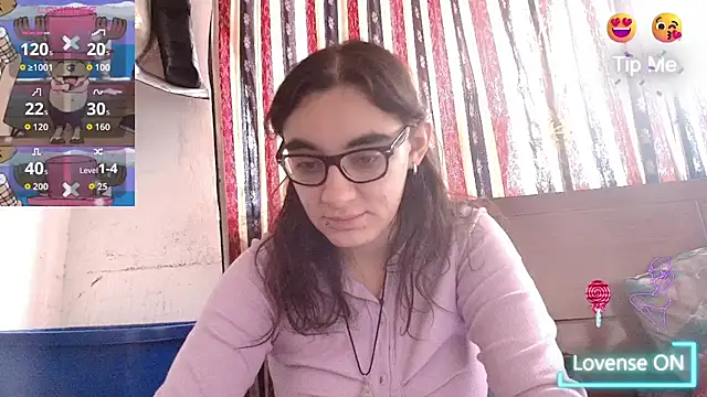Snapshot of Ellaa_honey chatting on 06.27.26 Ellaa honey online show from 06.27.26