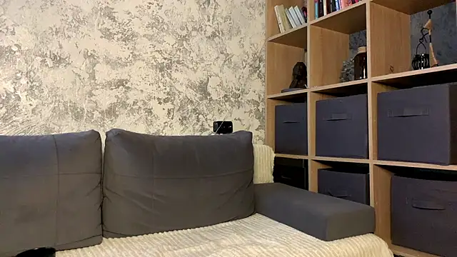 SandyKiss  online show from 04.15.26