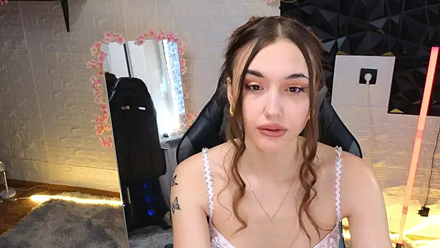 belle cute online show from 04.02.26