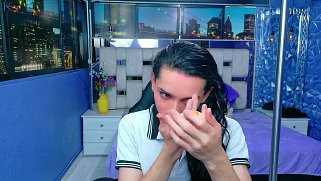 Sharlon  online show from 04.13.26