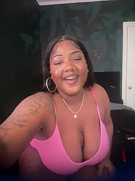 VERALONGG online show from 04.13.26