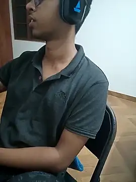 Snapshot of letsplaygame chatting on 04.09.26 letsplaygame online show from 04.09.26