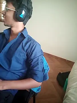 Snapshot of letsplaygame chatting on 04.12.26 letsplaygame online show from 04.12.26