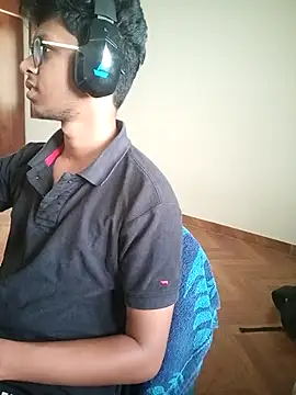 Snapshot of letsplaygame chatting on 04.14.26 letsplaygame online show from 04.14.26