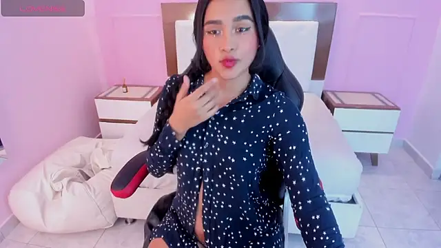 PALOMA ALVES online show from 04.06.26