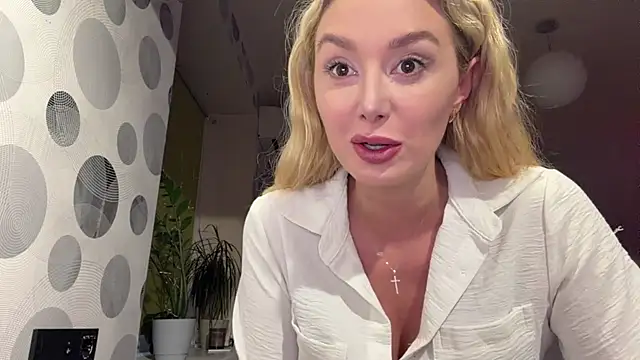 Snapshot of Annycute666 chatting on 04.10.26 Annycute666 online show from 04.10.26