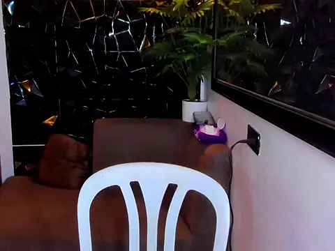  YourBeautifulShemale  online show from 04.04.26